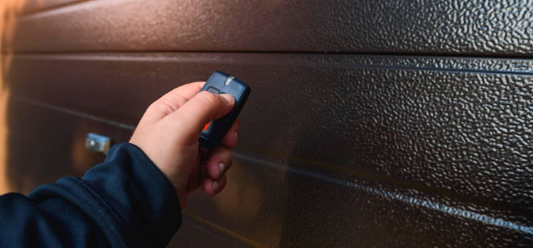 automatic door opener with remote control in Franklin