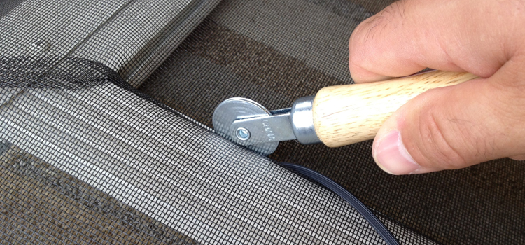 metal screen door repair in Franklin